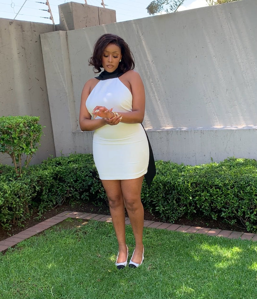 Monochrome Muse Mini